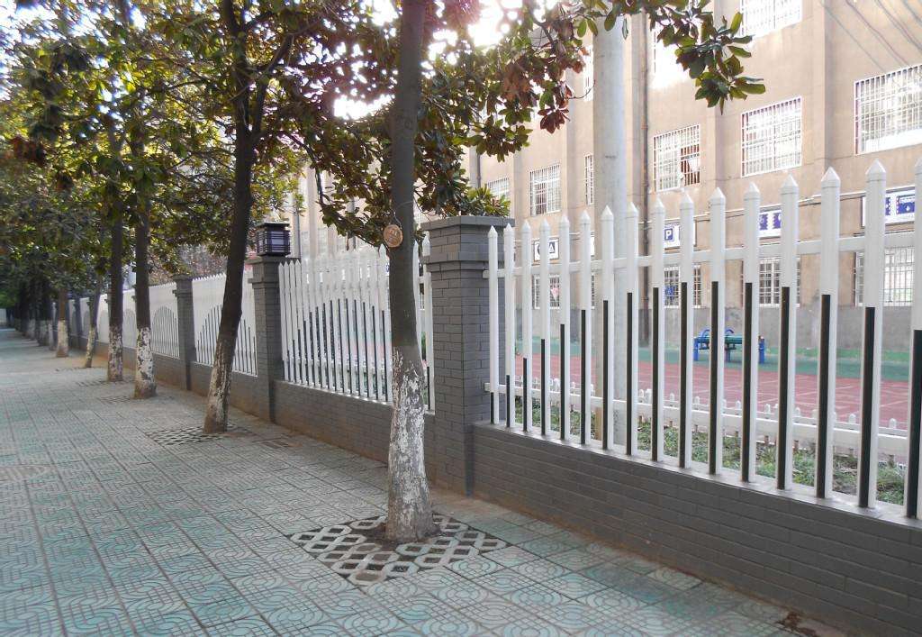 pvc圍欄